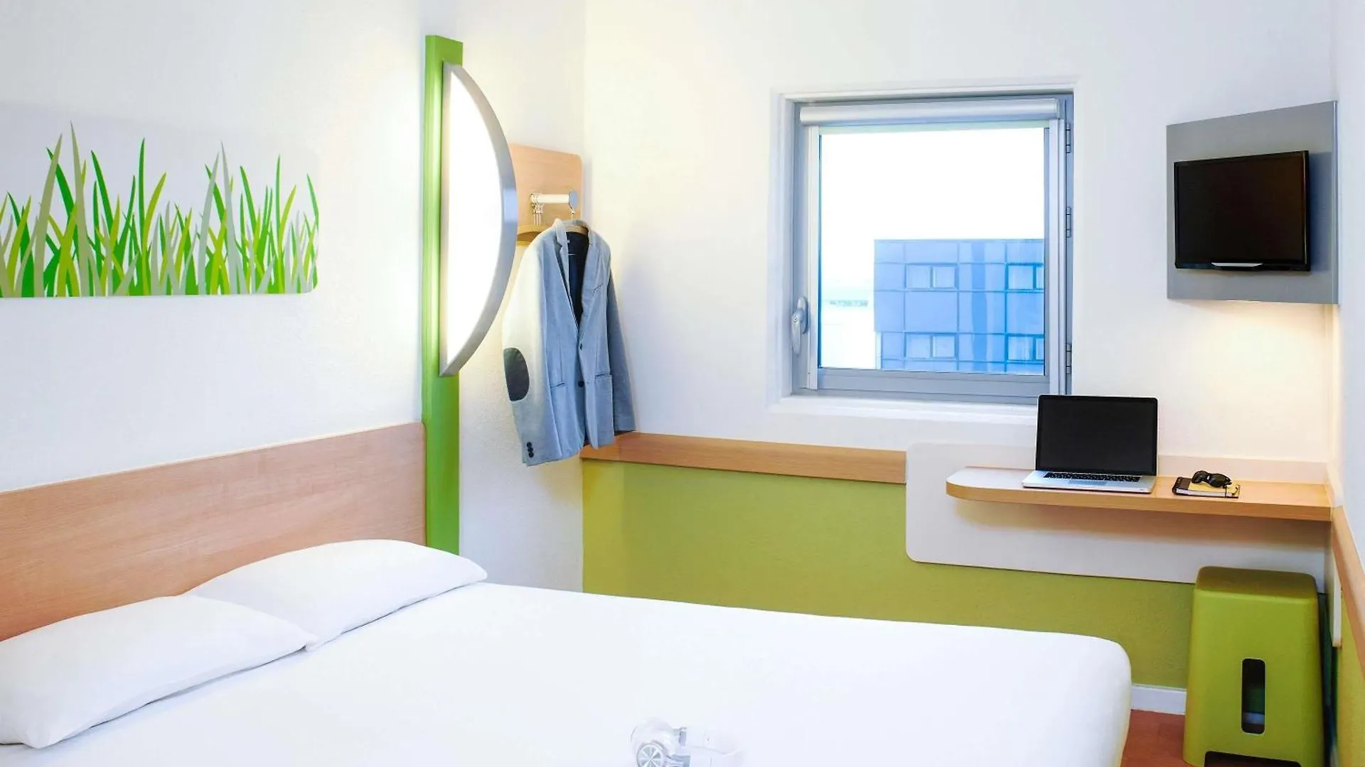 Ibis Budget Birmingham Airport Terminal Building - Nec Bickenhill