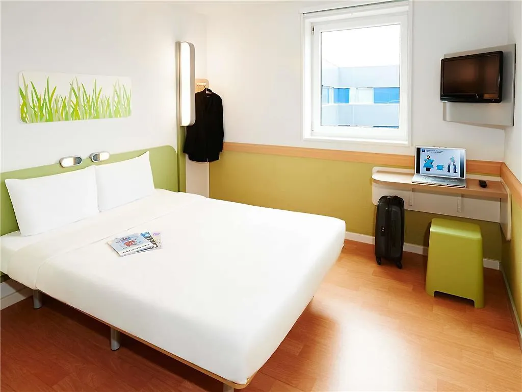Ibis Budget Birmingham Airport Terminal Building - Nec Bickenhill Hotel