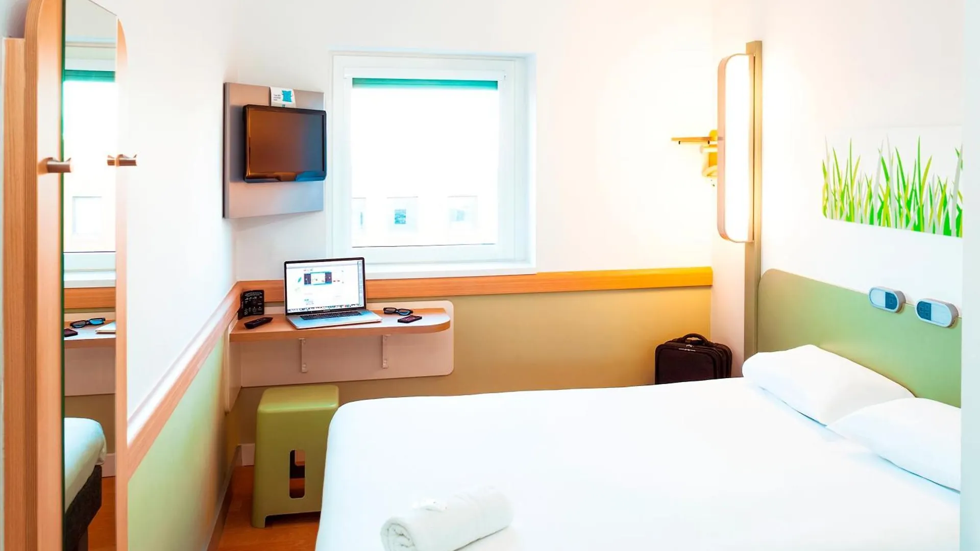 Hotel Ibis Budget Birmingham Airport Terminal Building - Nec Bickenhill