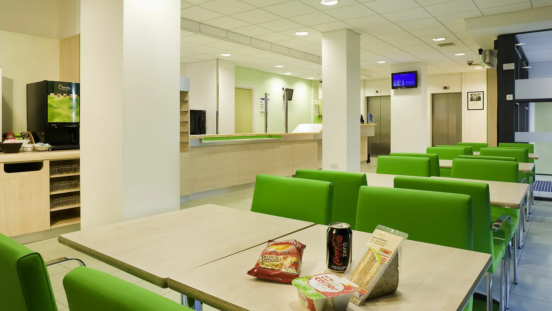 Ibis Budget Birmingham Airport Terminal Building - Nec Bickenhill 2*,  United Kingdom