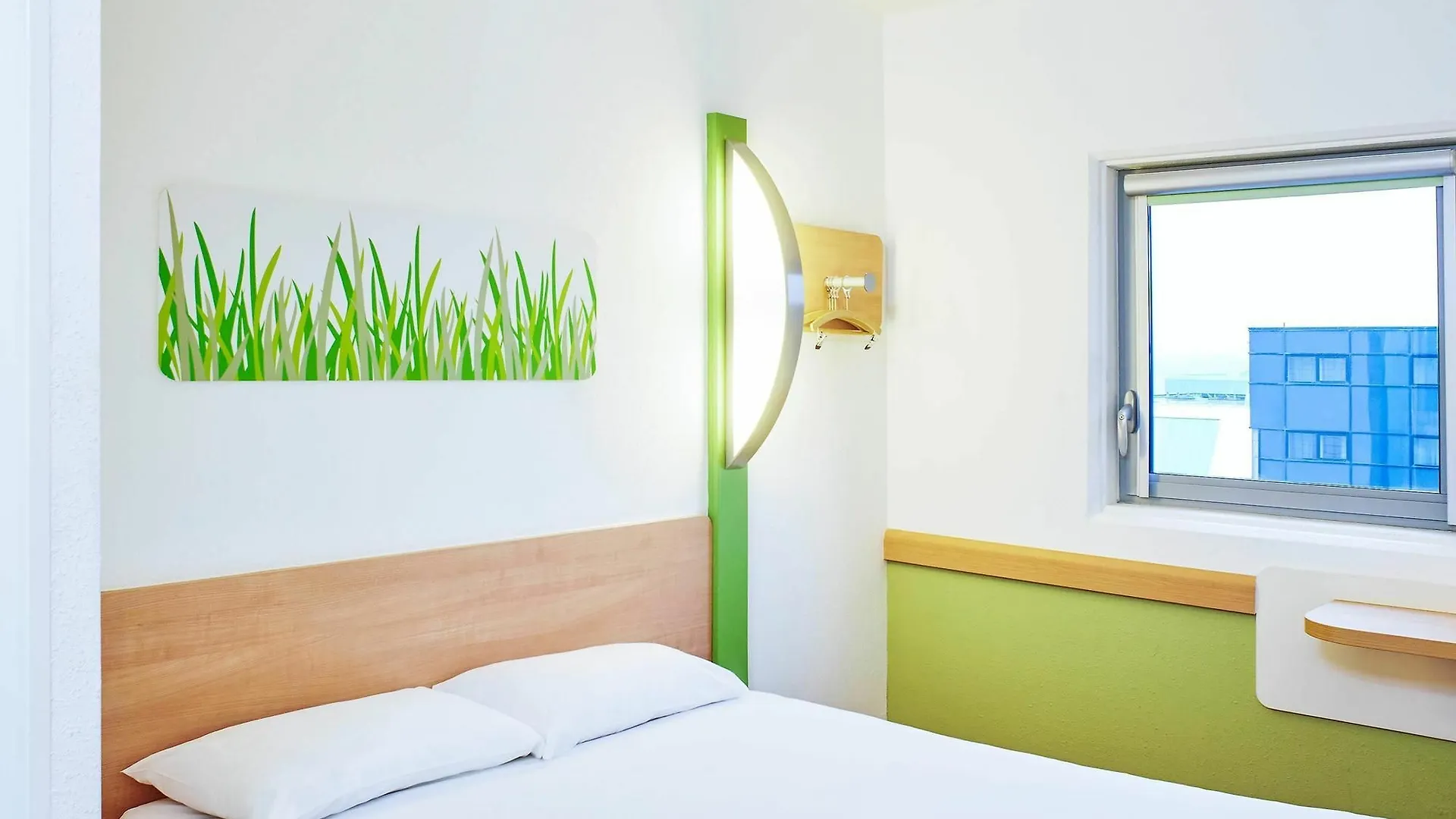 Ibis Budget Birmingham Airport Terminal Building - Nec Bickenhill Hotel